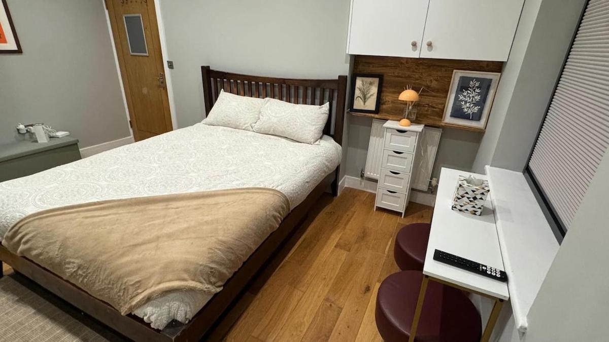 Central Apartment Лондон Экстерьер фото